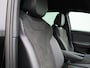 Volkswagen ID.5 Pro 77 kWh 204 PK| Dealeronderhouden | Warmtepomp | Artvelours | Navigatie | 360 Camera | Stoelverwarming | Stuurwielverwarming | Parkeersensoren