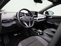 Volkswagen ID.5 Pro 77 kWh 204 PK| Dealeronderhouden | Warmtepomp | Artvelours | Navigatie | 360 Camera | Stoelverwarming | Stuurwielverwarming | Parkeersensoren