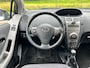 Toyota Yaris 1.3 VVTi Comfort // Airco // Nieuwe APK