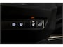 Toyota RAV4 2.5 Hybrid Bi-Tone | Adapt. Cruise | Winterpakket | PDC | Camera | App. Connect | ECC | Elek. Klep | Afn. Trekhaak | LM 18" |