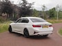 BMW 3-Serie 320i Business Edition Plus | Camera | Apple Carplay | Leer | Cruise Control | Dealeronderhouden |