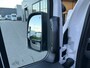 Mercedes-Benz eSprinter 320 L2 Select 81kWh / Snel laden 115kw / Open laadbak / Trekhaak / Distronic / MBUX / Smartphone-intergratie / Camera