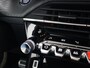 Peugeot e-2008 EV GT 50 kWh 3-FASE + ADAPTIVE CRUISE | PANORAMA | STOELVERW. | 18 INCH | 92% SOH | LEDER/ALCANTARA