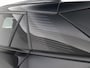 Peugeot e-2008 EV GT 50 kWh 3-FASE + ADAPTIVE CRUISE | PANORAMA | STOELVERW. | 18 INCH | 92% SOH | LEDER/ALCANTARA
