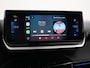 Peugeot e-2008 EV GT 50 kWh 3-FASE + ADAPTIVE CRUISE | PANORAMA | STOELVERW. | 18 INCH | 92% SOH | LEDER/ALCANTARA