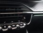 Peugeot e-2008 EV GT 50 kWh 3-FASE + ADAPTIVE CRUISE | PANORAMA | STOELVERW. | 18 INCH | 92% SOH | LEDER/ALCANTARA