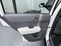 Kia EV3 GT-Line Business Edition 81.4 kWh Navigatie - Achteruitrijcamera - Apple & Android Carplay - Nieuw uit voorraad leverbaar