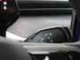 Volkswagen ID. Buzz Pro 86 kWh LWB 7p. 286PK Aut. SOH 99,43%, Warmtepomp, Elektrische deuren, Achteruitrijcamera, Keyless, Stuurverwarming, Adaptieve Cruise Control, 20" LM Velgen, Navi via Apple Carplay/Android Auto
