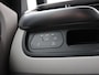 Volkswagen ID. Buzz Pro 86 kWh LWB 7p. 286PK Aut. SOH 99,43%, Warmtepomp, Elektrische deuren, Achteruitrijcamera, Keyless, Stuurverwarming, Adaptieve Cruise Control, 20" LM Velgen, Navi via Apple Carplay/Android Auto