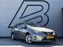 Toyota Auris Touring Sports 1.8 Hybrid Executive 2e Eigenaar|Navi|Clima|Camera|Cruise|Stoelverw|PDC V+A|Goed onderhouden|APK tot 02-2027