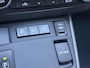 Toyota Auris Touring Sports 1.8 Hybrid Executive 2e Eigenaar|Navi|Clima|Camera|Cruise|Stoelverw|PDC V+A|Goed onderhouden|APK tot 02-2027
