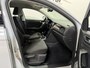 Volkswagen T-Roc 1.0 TSI Style - PDC / Stoelverw. / Rijstrooksens.