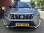 Suzuki Vitara 1.5 Hybrid Style AllGrip // SCHUIF-KANTELDAK // LEDER-ALCANTARA // AFN. TREKHAAK // ADAPT. CRUISE // KEYLESS // CAMERA //