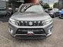 Suzuki Vitara 1.5 Hybrid Style AllGrip // SCHUIF-KANTELDAK // LEDER-ALCANTARA // AFN. TREKHAAK // ADAPT. CRUISE // KEYLESS // CAMERA //
