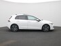 Volkswagen Golf 1.5 eHybrid Style Edition 204 PK| Panoramadak | Trekhaak Elektrisch | LED Matrix | Stoelverwarming | Stuurwielverwarming | ArtVelours Bekleding | Bestuurderstoel Met Geheugen