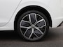 Volkswagen Golf 1.5 eHybrid Style Edition 204 PK| Panoramadak | Trekhaak Elektrisch | LED Matrix | Stoelverwarming | Stuurwielverwarming | ArtVelours Bekleding | Bestuurderstoel Met Geheugen