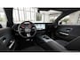 Mercedes-Benz CLA 200 Business Solution AMG 58 kWh | Panoramadak | Night | Stoelverwarming | Achteruitrijcamera | Dodehoekassistent |