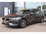 Volvo V60 B4 Business Pro 197pk | Virtual | Stoelverwarming | Navi | LED | Carplay | Trekhaak | Camera | Keyless