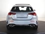 Mercedes-Benz A-klasse 250e Business Solution AMG | Panoramaschuifdak | Head-up display | Premium Plus | Stoelverwarming | 360° camera |