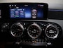 Mercedes-Benz A-klasse 250e Business Solution AMG | Panoramaschuifdak | Premium Plus | Head-up display | Dodehoekassistent |