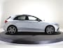 Mercedes-Benz A-klasse 250e Business Solution AMG | Panoramaschuifdak | Premium Plus | Head-up display | Dodehoekassistent |
