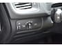Volvo V40 2.0 T2 Momentum Cruise Control | Stoelverwarming | parkeersensoren