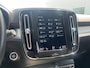 Volvo XC40 1.5 T3 Momentum | 360 Graden Camera | Stoelverwarming voor en achter | Navigatie | Apple Carplay | Android Auto | Elektrische Achterklep | Parkeersensoren | BLIS | Cruise Control Adaptief