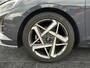 Hyundai i20 Premium 1.0 T-GDI 100pk | AUTOMAAT | NAVI | CLIMA | 17'' BI-COLOR LM-VELGEN | KEYLESS ENTRY |