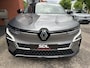 Renault Megane E-Tech EV40 Boost Charge Techno // NAVI + CARPLAY // FULL LED // CAMERA // CLIMA // STOEL + STUURWIELVERWARMING // SFEERVERLICHTING