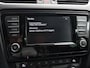 Skoda Octavia Combi 1.6 TDI EDITION BUSINESSLINE + PANO | TREKHAAK | CAMERA | STOELVERW. | NAVIGATIE | DAB