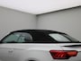 Volkswagen T-Roc Cabrio 1.5 TSI R-Line | Automaat | BEATS Audio | Stoelverwarming | Apple Carplay / Android Auto | Navigatie | Virtual Cockpit | Adaptieve Cruise Control | Climate Control | Lichtmetalen Velgen |