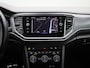 Volkswagen T-Roc Cabrio 1.5 TSI R-Line | Automaat | BEATS Audio | Stoelverwarming | Apple Carplay / Android Auto | Navigatie | Virtual Cockpit | Adaptieve Cruise Control | Climate Control | Lichtmetalen Velgen |