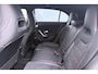 Mercedes-Benz A-klasse 180 Aut. AMG Night-Pack Camera 18'LMV Sfeerverlichting