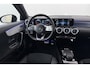 Mercedes-Benz A-klasse 180 Aut. AMG Night-Pack Camera 18'LMV Sfeerverlichting