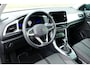 Volkswagen T-Roc 1.5 150pk TSI Life Business Face Lift. Carplay/Android Navi, Adap Cruise, Camera, Stoel&StuurVerw, Haak 1500kg