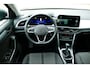 Volkswagen T-Roc 1.5 150pk TSI Life Business Face Lift. Carplay/Android Navi, Adap Cruise, Camera, Stoel&StuurVerw, Haak 1500kg