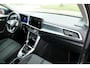 Volkswagen T-Roc 1.5 150pk TSI Life Business Face Lift. Carplay/Android Navi, Adap Cruise, Camera, Stoel&StuurVerw, Haak 1500kg