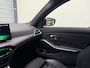 BMW 3-Serie Touring 330e M Sport High Executive 292PK - El. Stoelen - (360) Camera - HU Display