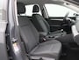 Volkswagen Golf 1.5 TSI Life 131 PK | Stoelverwarming | Stuurwielverwarming | Parkeersensoren | Apple CarPlay | Android auto | Adaptive Cruise Control | Climate Control | Digital cockpit | LED | 16'' lichtmetalen velgen |