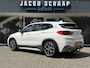 BMW X2 sDrive20i High Executive / Automaat / 19'' LM / Camera / Trekhaak (1.800KG) / M pakket /