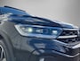 Volkswagen T-Roc 1.5TSI/150PK R-Line DSG · Panoramadak · Leder · Dodehoeksensoren · Apple/Android Car Play · Camera · Stuur & Stoelverwarming · 19'' · Elektrische stoelverstelling ·