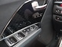 Kia Niro EV e-Niro EXECUTIVE 64kWh 3 FASE ACCU SOH100% GARANTIE 2031* STOEL & STUUR VERWARMING. NAVIGATIE . PDC V+A