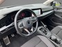 Volkswagen Golf 1.5TSI/150PK Active · Navigatie · Camera + Parkeersensoren · Apple Carplay/Android Auto · Garantie t/m 08-12-2027 of 100.000km