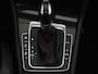 Volkswagen Golf 2.0 TSI GTI Performance Automaat | Scchuif-/Kanteldak | Navigatie | Camera | Leder | Privacy Glass |