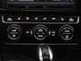 Volkswagen Golf 2.0 TSI GTI Performance Automaat | Scchuif-/Kanteldak | Navigatie | Camera | Leder | Privacy Glass |