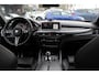BMW X6 M / NL Auto! / Full option! / Trekhaak / Schuifdak / 360Camera / Carbon intr. / B&O / Softclose / Leder / 21'' / Standkachel / Entertainment System / Luchtvering / Stoelventilatie