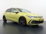 Volkswagen Golf 1.4 eHybrid GTE PHEV 245PK | 32.000 KM! | PANO | HEAD-UP DISPLAY | KEYLESS | IQ LED MATRIX | WINTERPAKKET | CAMERA | ADAPTIEVE CRUISE CONTROL | DODEHOEKDETECTIE | ALL SEASONS | FULL OPTIONS | RIJKLAAR + 12 MND BOVAG GARANTIE