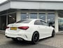 Mercedes-Benz A-klasse 200 AMG CARPLAY+EL TREKHAAK 19INCHNL AUTO
