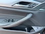 BMW 5-Serie Touring 530e Business Edition Plus, Trekhaak, Camera, Leder, LED