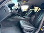 BMW 5-Serie Touring 530e Business Edition Plus, Trekhaak, Camera, Leder, LED